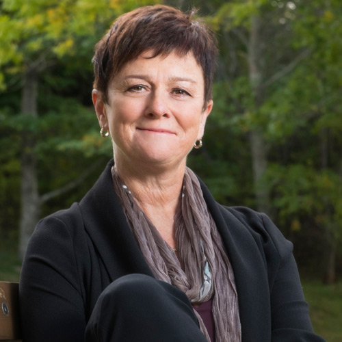 Maple Key Coaching | Executive Conflict, Management, Team Dynamics | Bette Watson-Borg | Halifax Nova-Scotia | Bette Watson-Borg Headshot